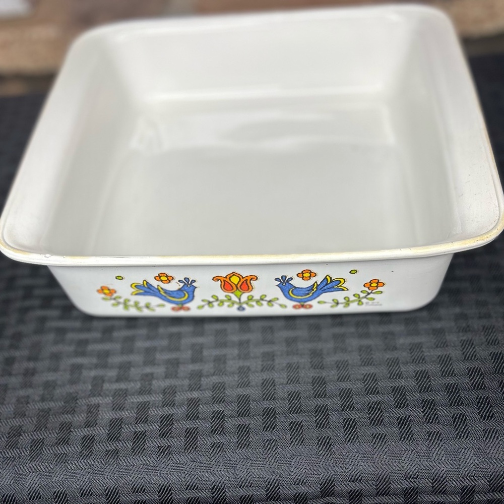 P-322 country festival Corning ware